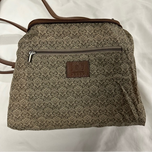 Joy Susan Vegan Leather (Faux) crossbody - Picture 3 of 5